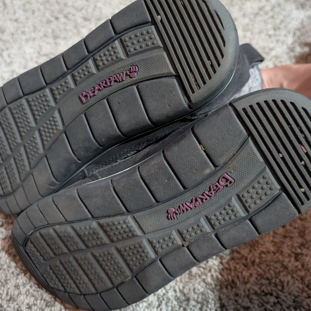 Bear paw snow boots